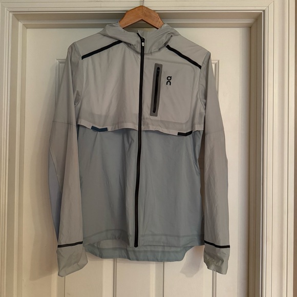 On Running Jackets & Blazers - On Running Women’s Grey Hooded weather jacket Medium